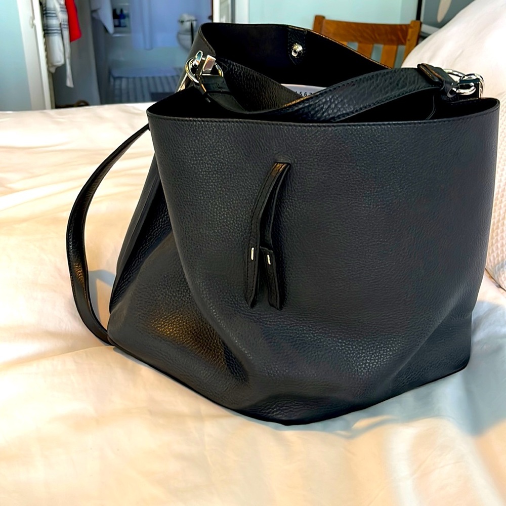 Maison Margiela black leather cross body purse. Brand new value 2400$